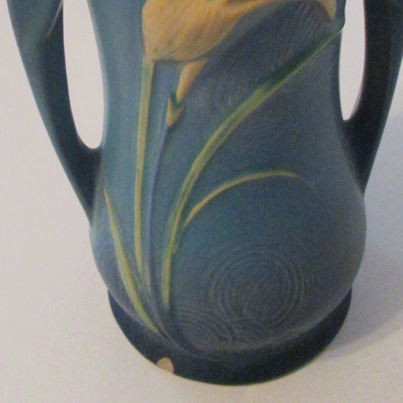 Roseville Zephyr Lily Pottery vase - Picture 8 of 11